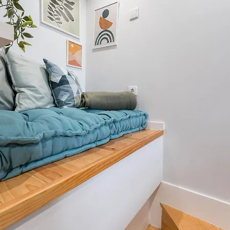 Apartment Alegria Duplex - Modern Apt In